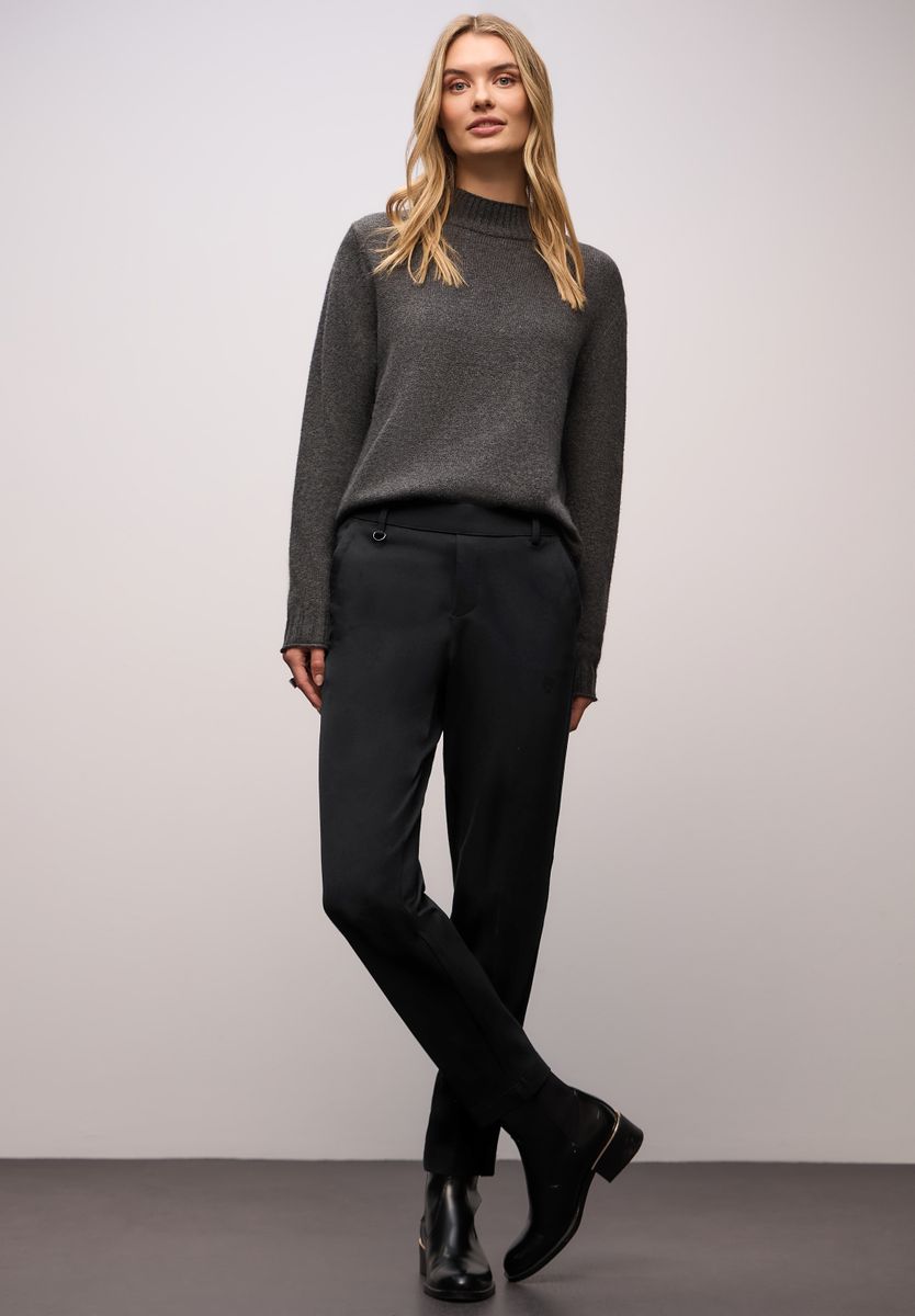 Chino mit Tape-Detail