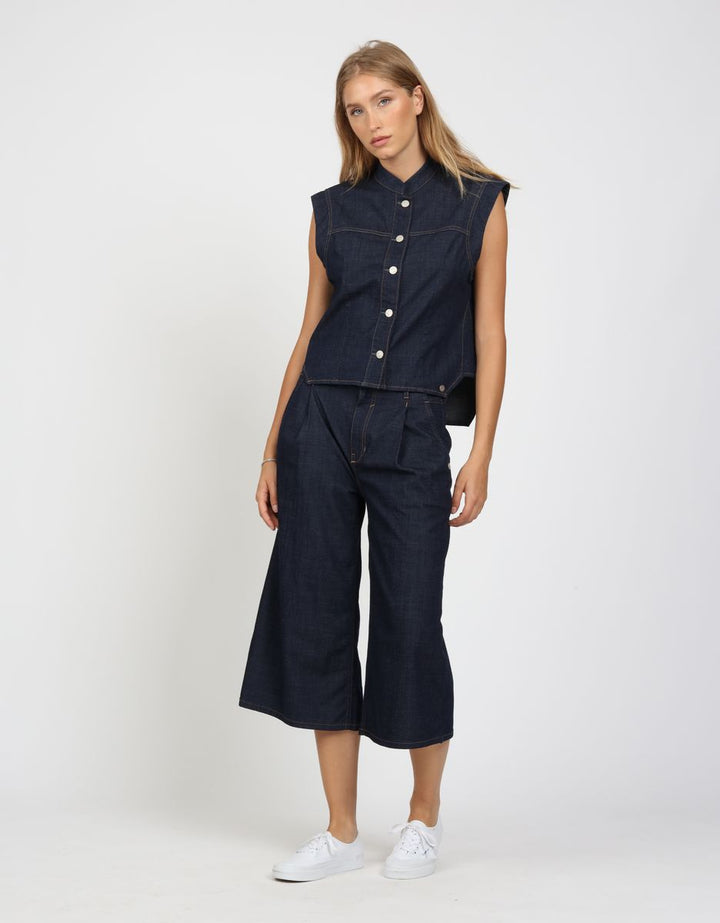 94LARA VEST - relaxed fit