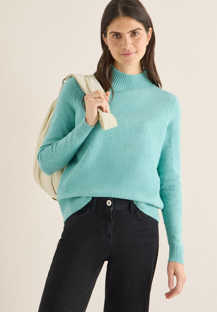 Cosy Turtleneck Pullover