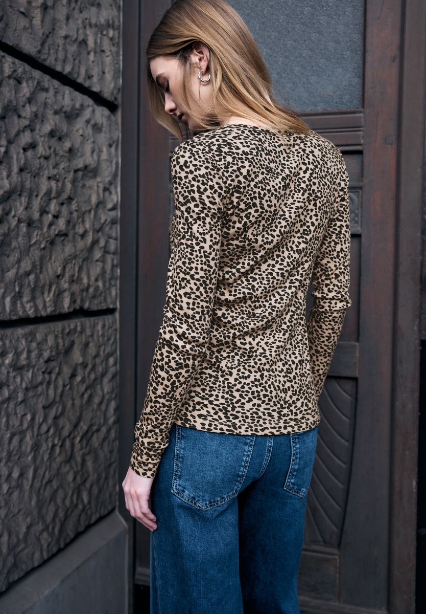 Leo Shirt mit Knopfleiste