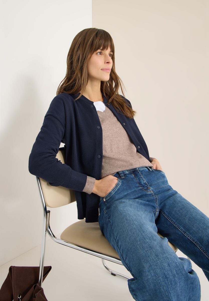 Cosy College Cardigan