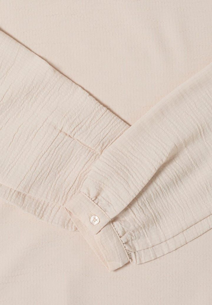 Bluse mit Smock-Ausschnitt