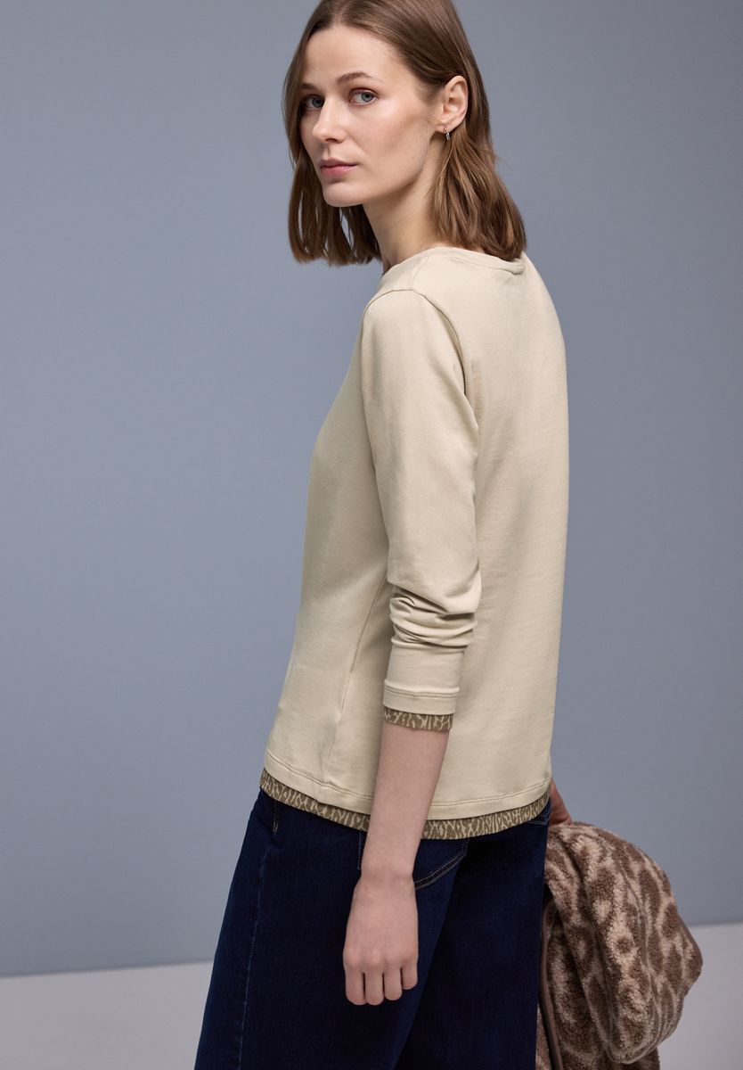 Shirt mit Leo-Details