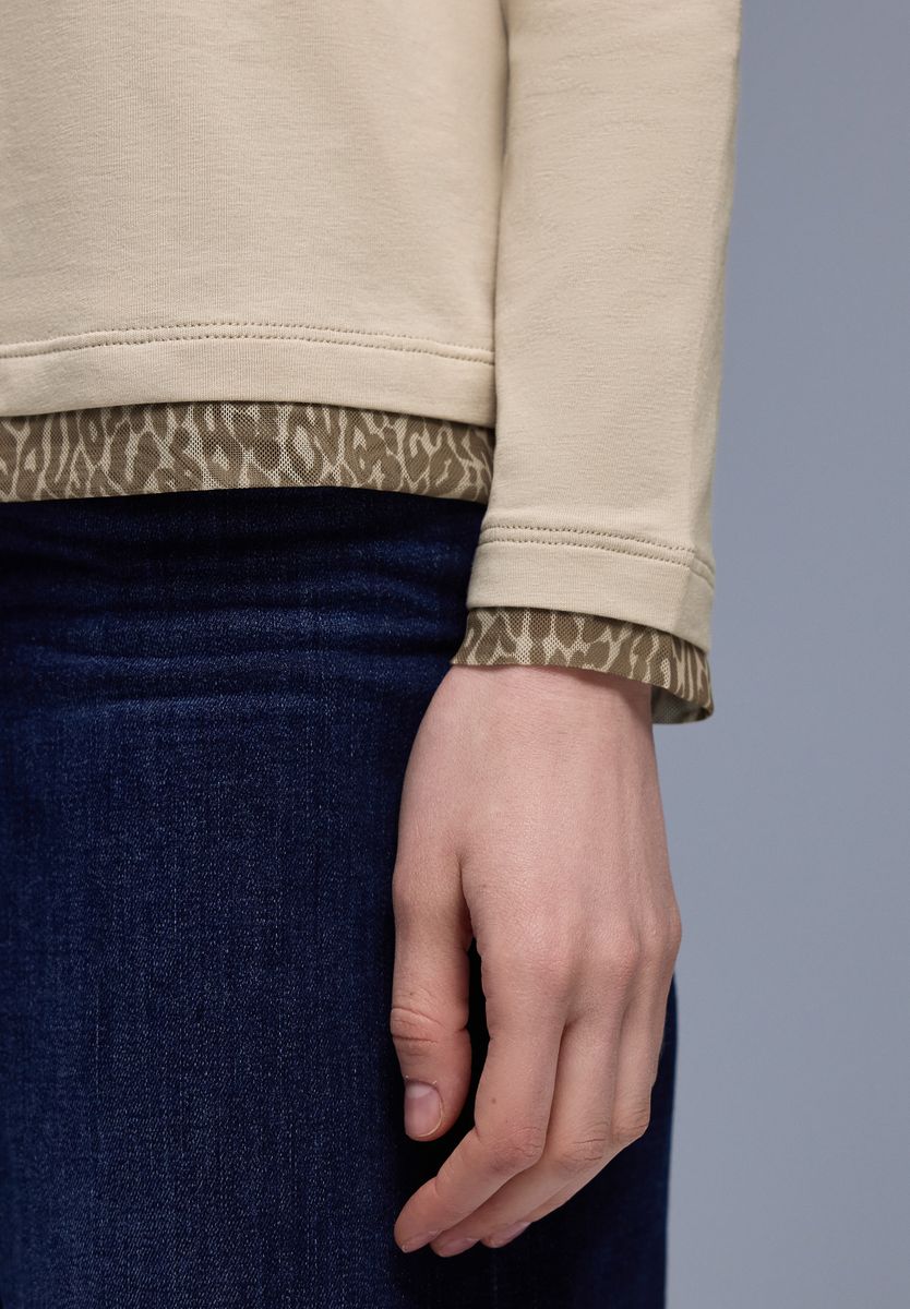 Shirt mit Leo-Details