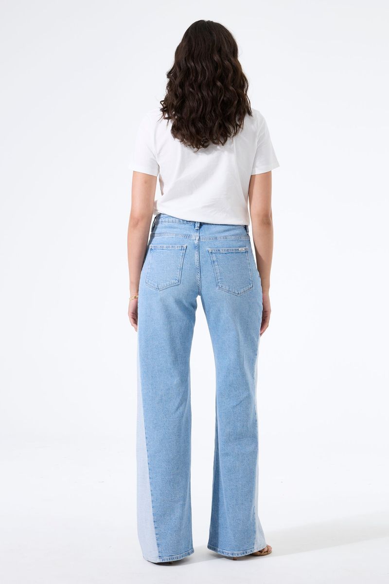 249 Celia wide