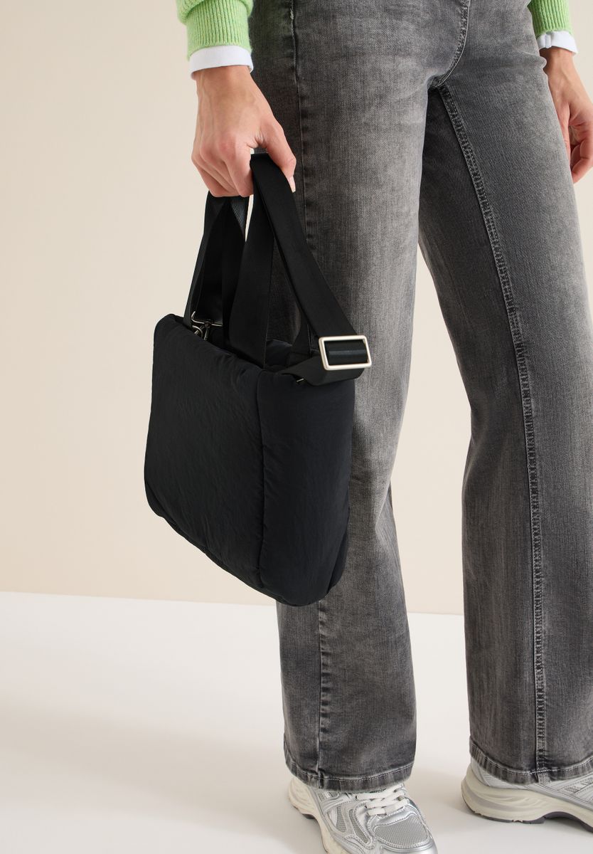 Gefütterte Tasche
