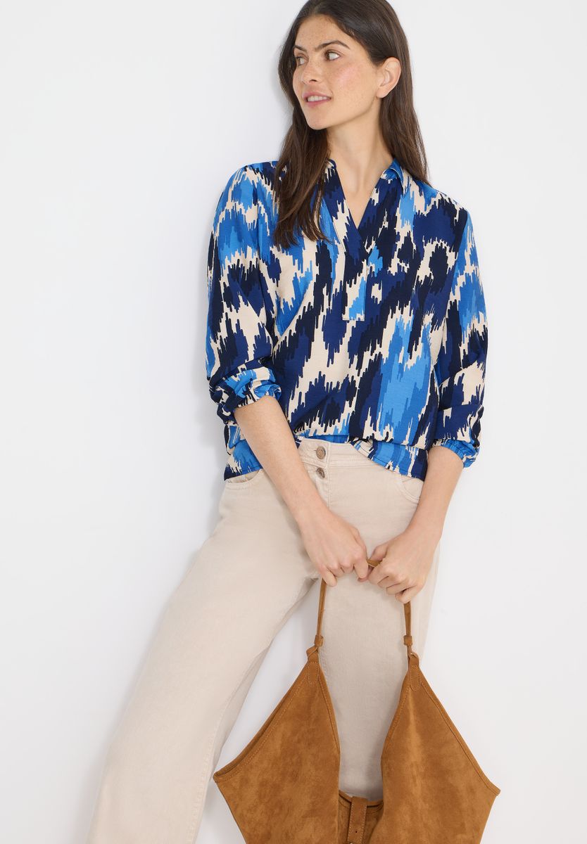 Gemusterte Bluse