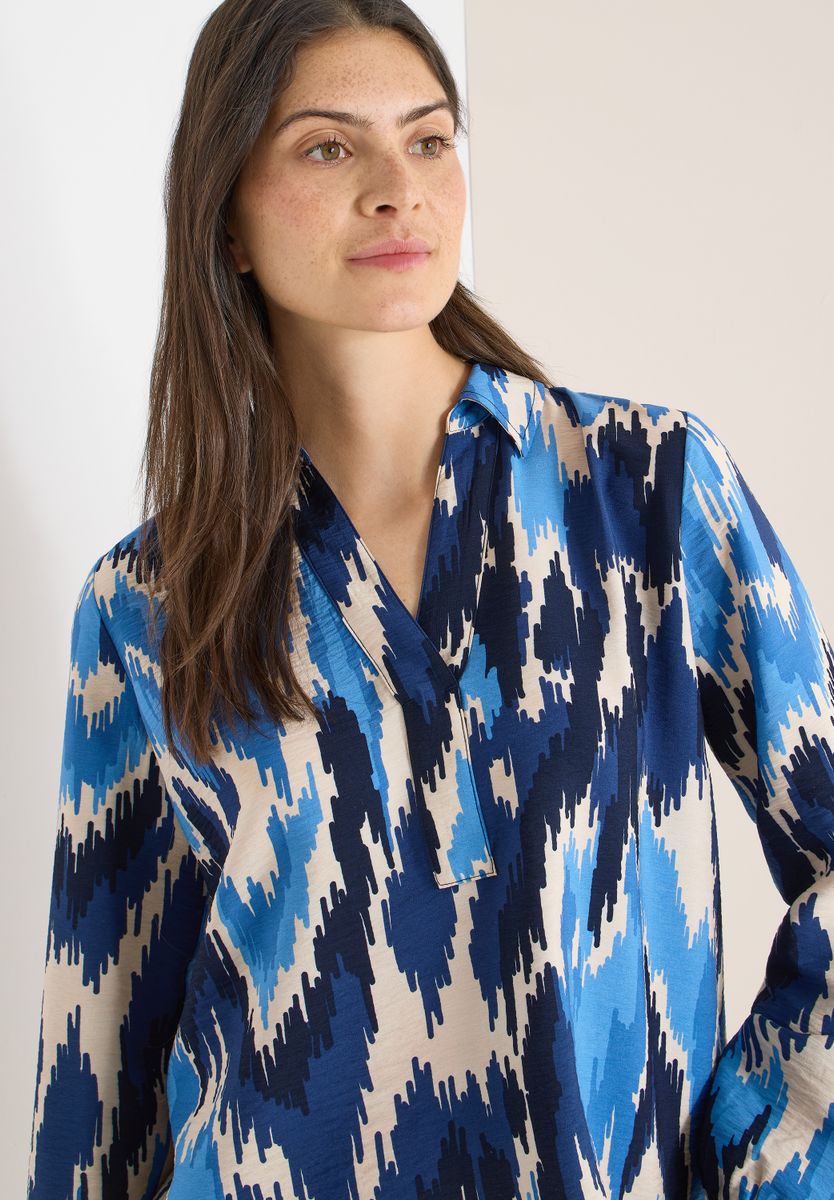 Gemusterte Bluse