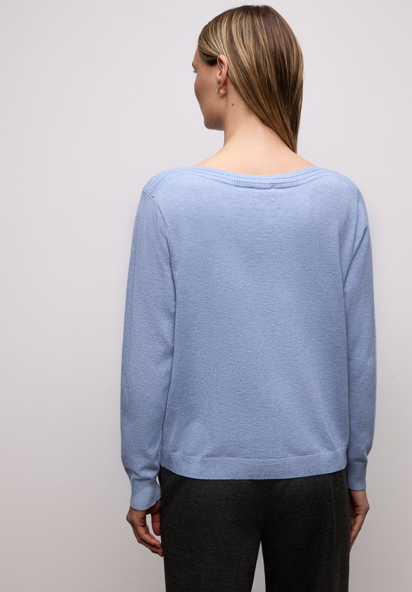 Basic U-Boot Pullover