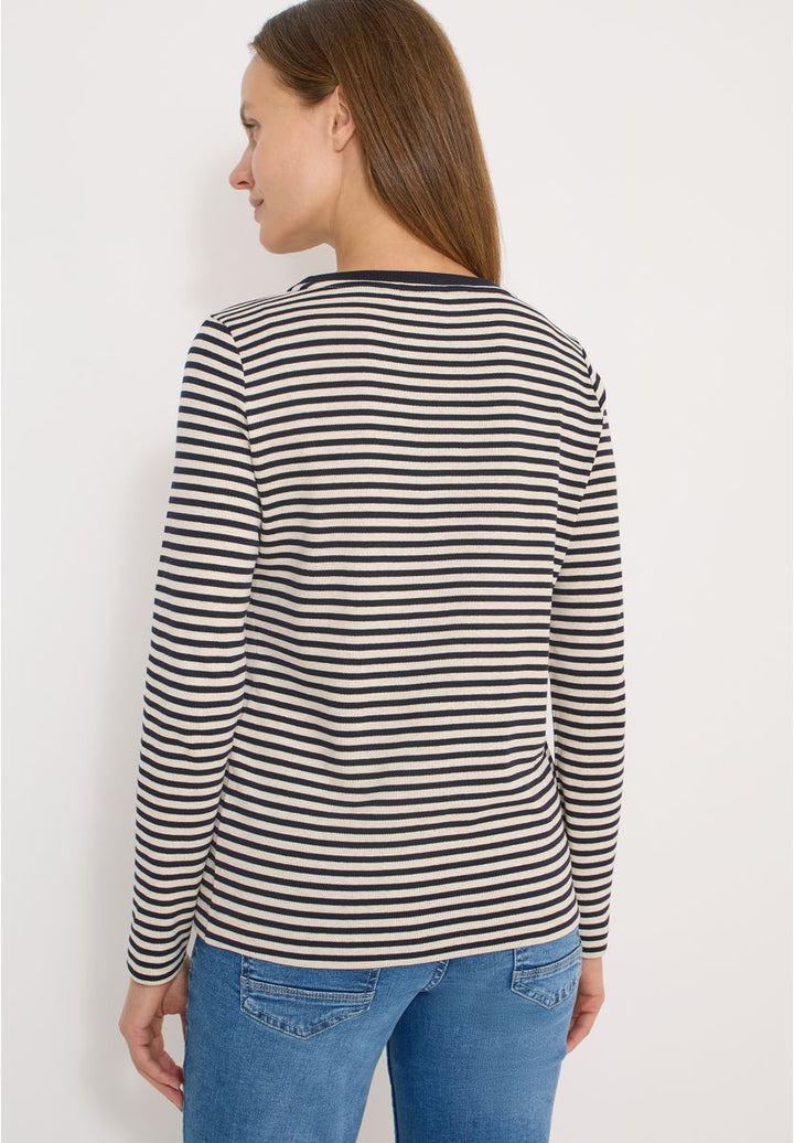 Gestreiftes Shirt