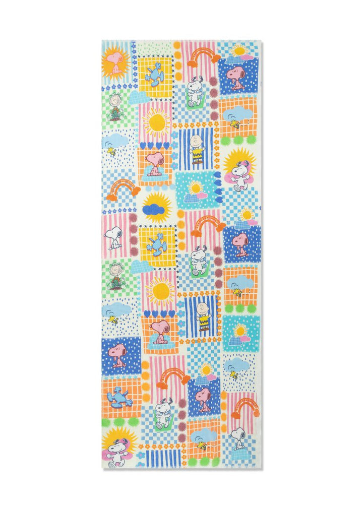 Peanuts Schal aus reiner Baumwolle mit Mustermix und Peanuts-Motiven