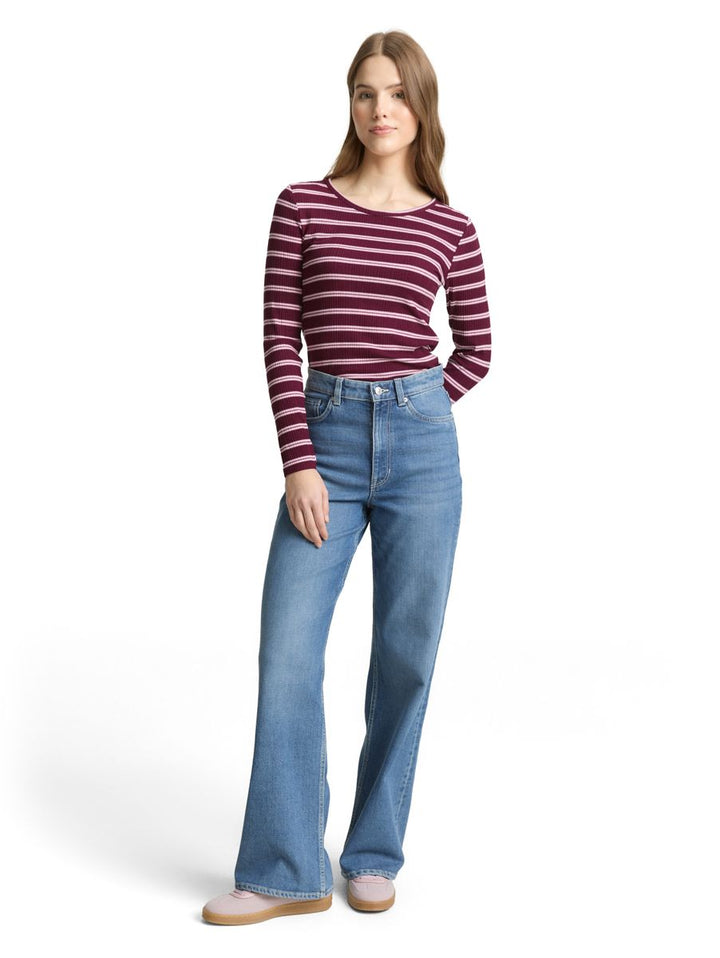 Slim Fit Langarmshirt mit Rippstruktur