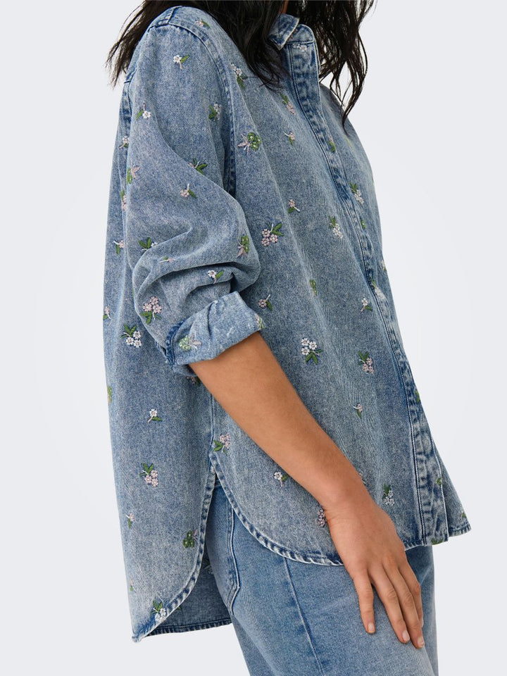 ONLVERA L/S FLOWER EMB SHIRT DNM NOOS