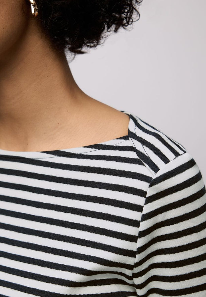 Gestreiftes T-Shirt