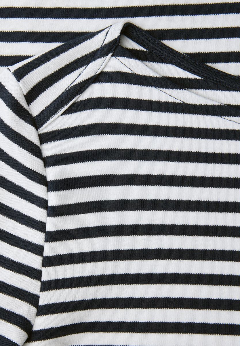Gestreiftes T-Shirt