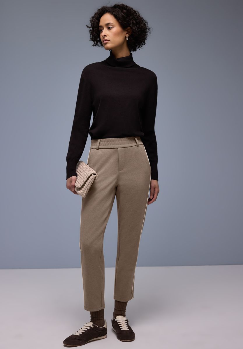 Hose mit Tape-Detail