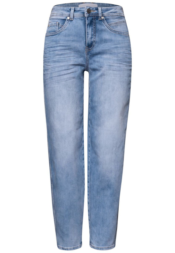 Barrel Leg Jeans