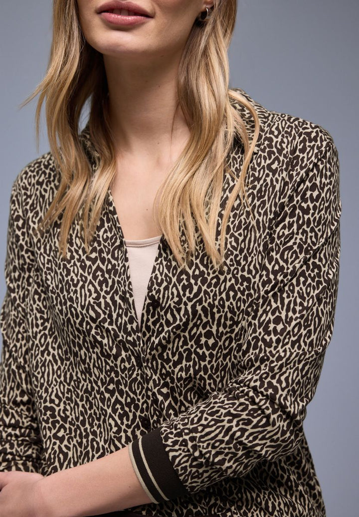 Leo-Shirt