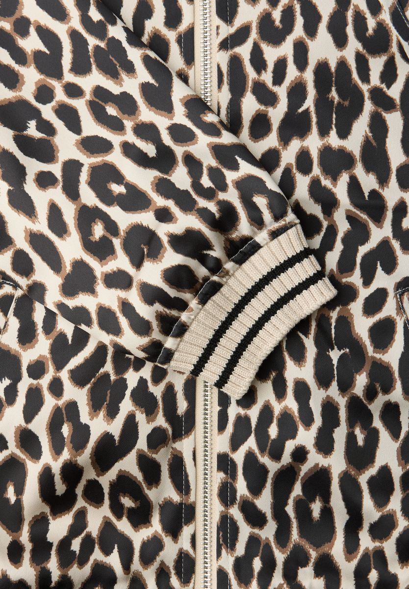 Jacke mit Leo-Muster