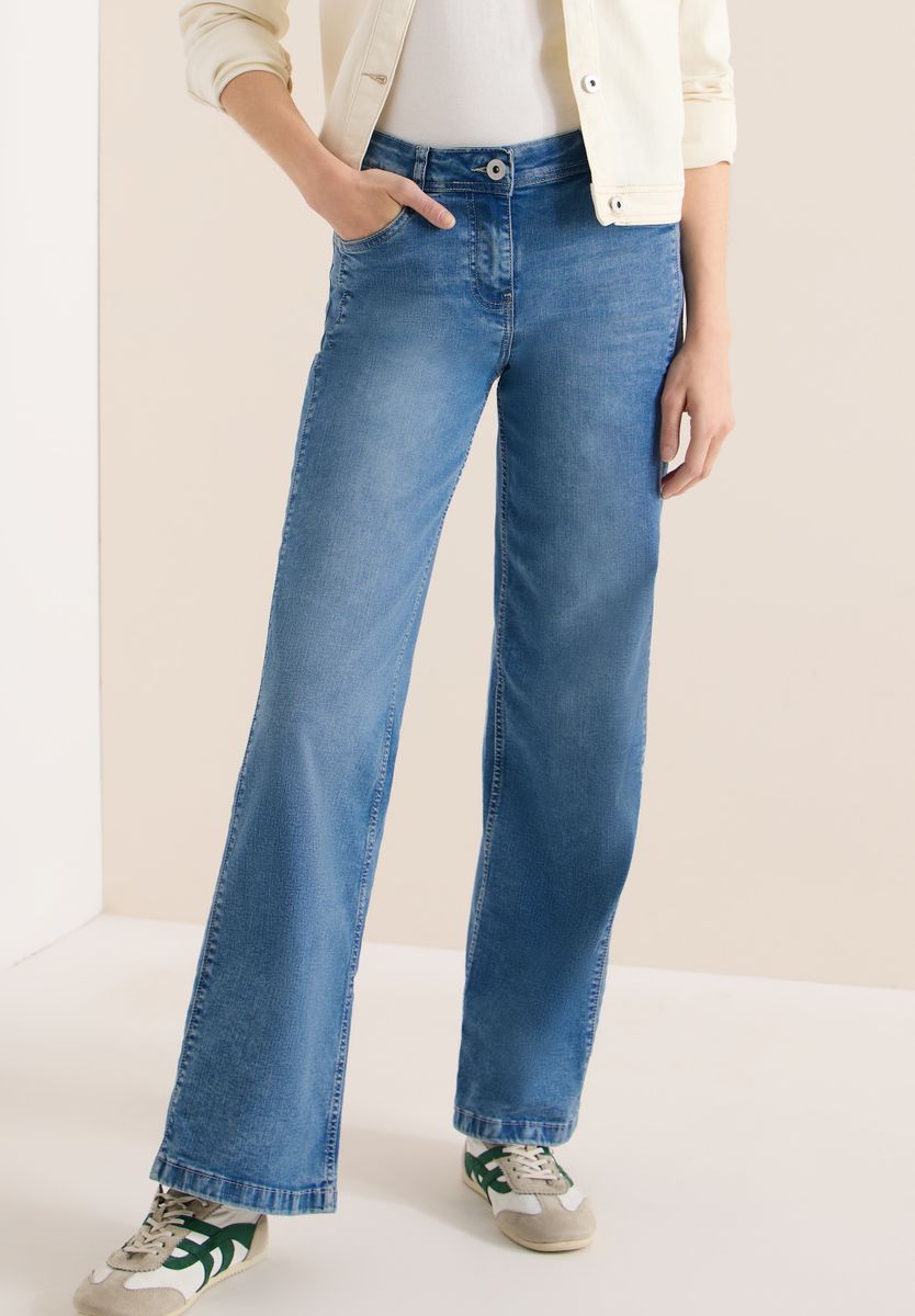 Wide Leg Jeans
