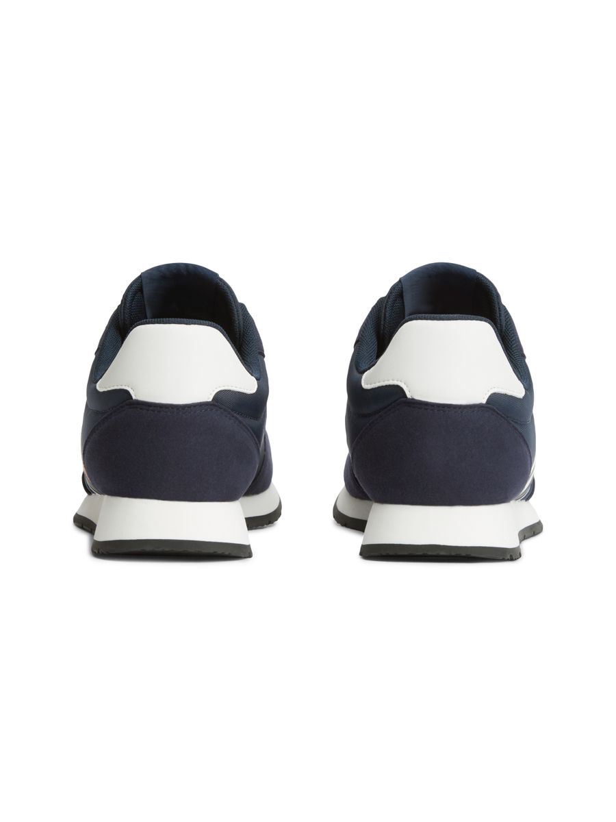 TJM  CLASSIC RUNNER