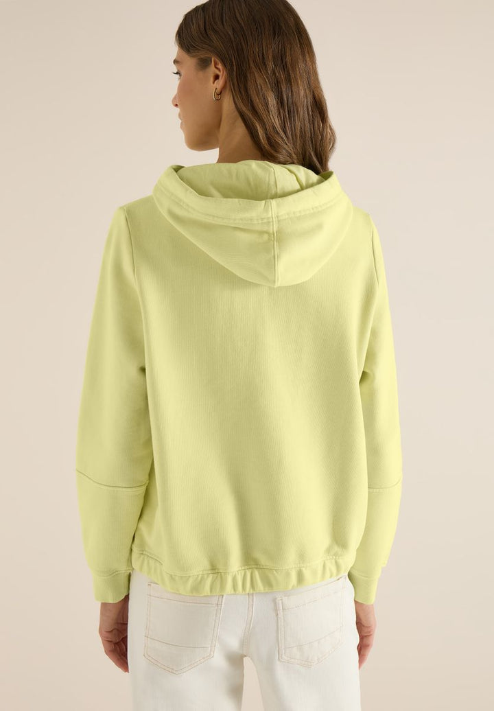 Hoodie mit Stickerei