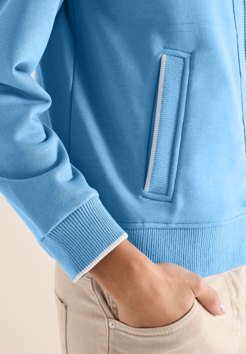 Leichte Jacke