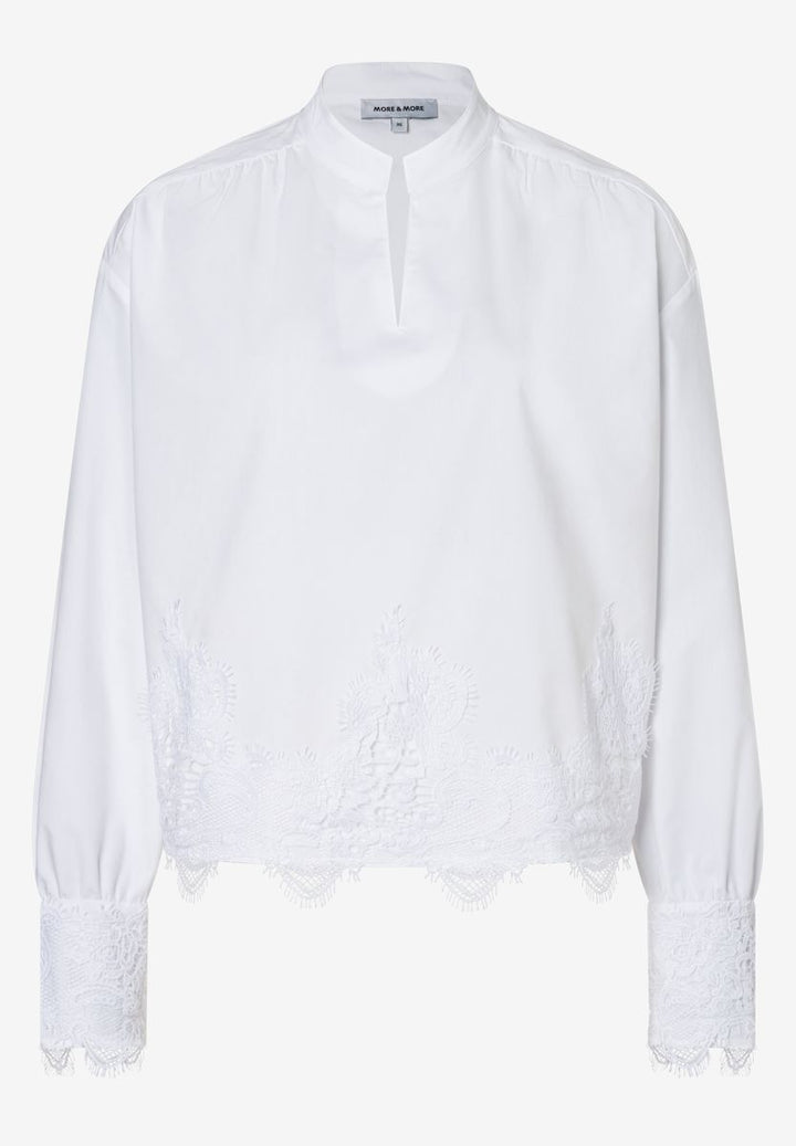 Bluse mit Spitzenbesatz