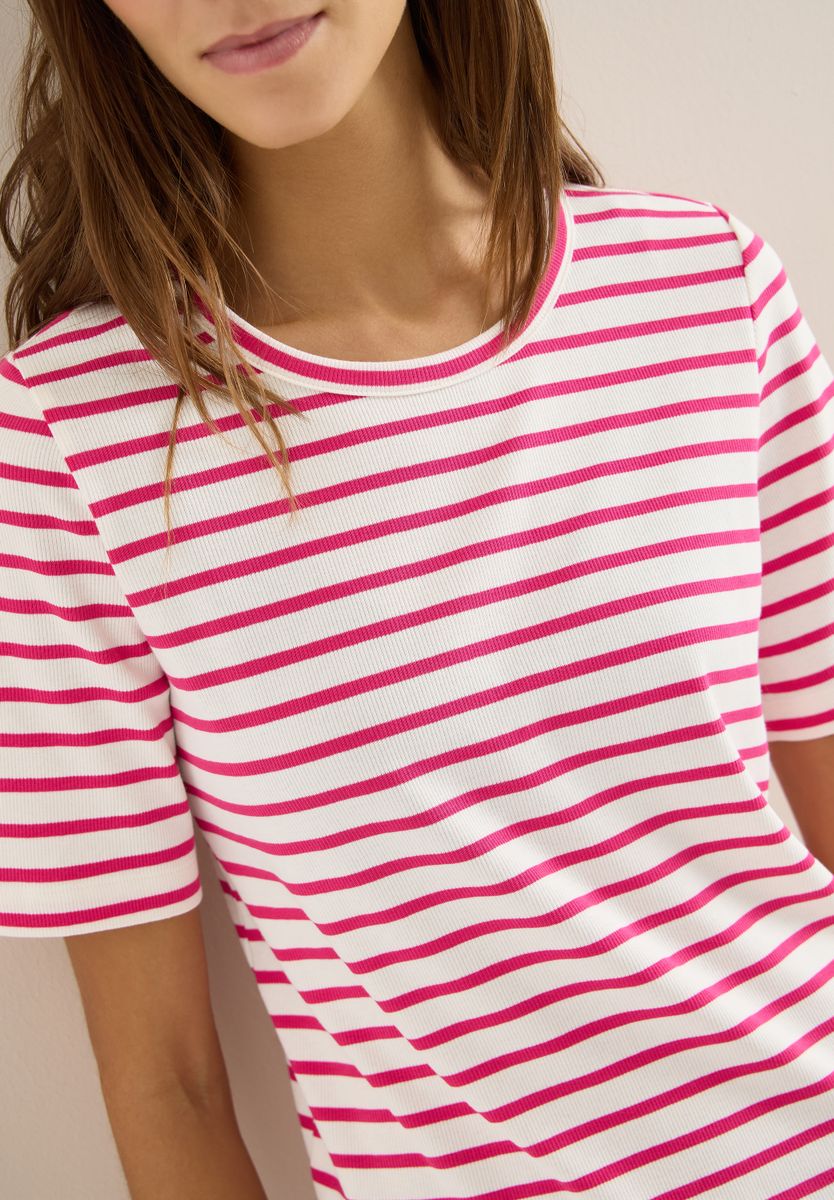 Gestreiftes T-Shirt