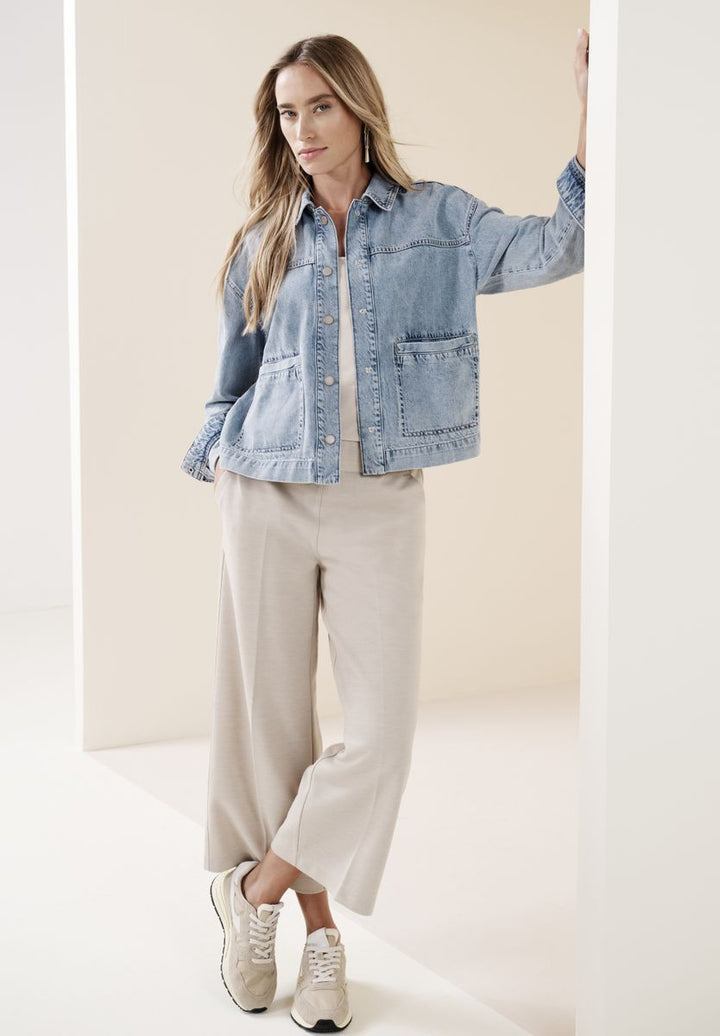 Jeansjacke in heller Waschung