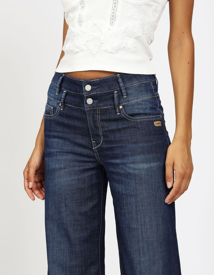 94CARA - wide fit