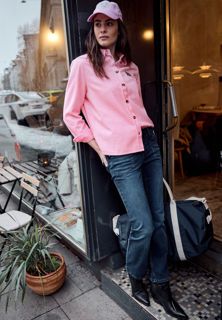Cordbluse mit Patchdetail