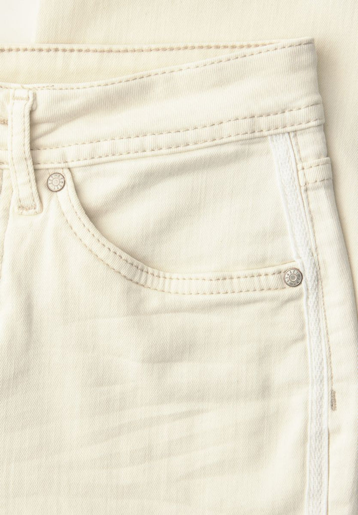 Straight Leg Jeans mit fransigem Saum