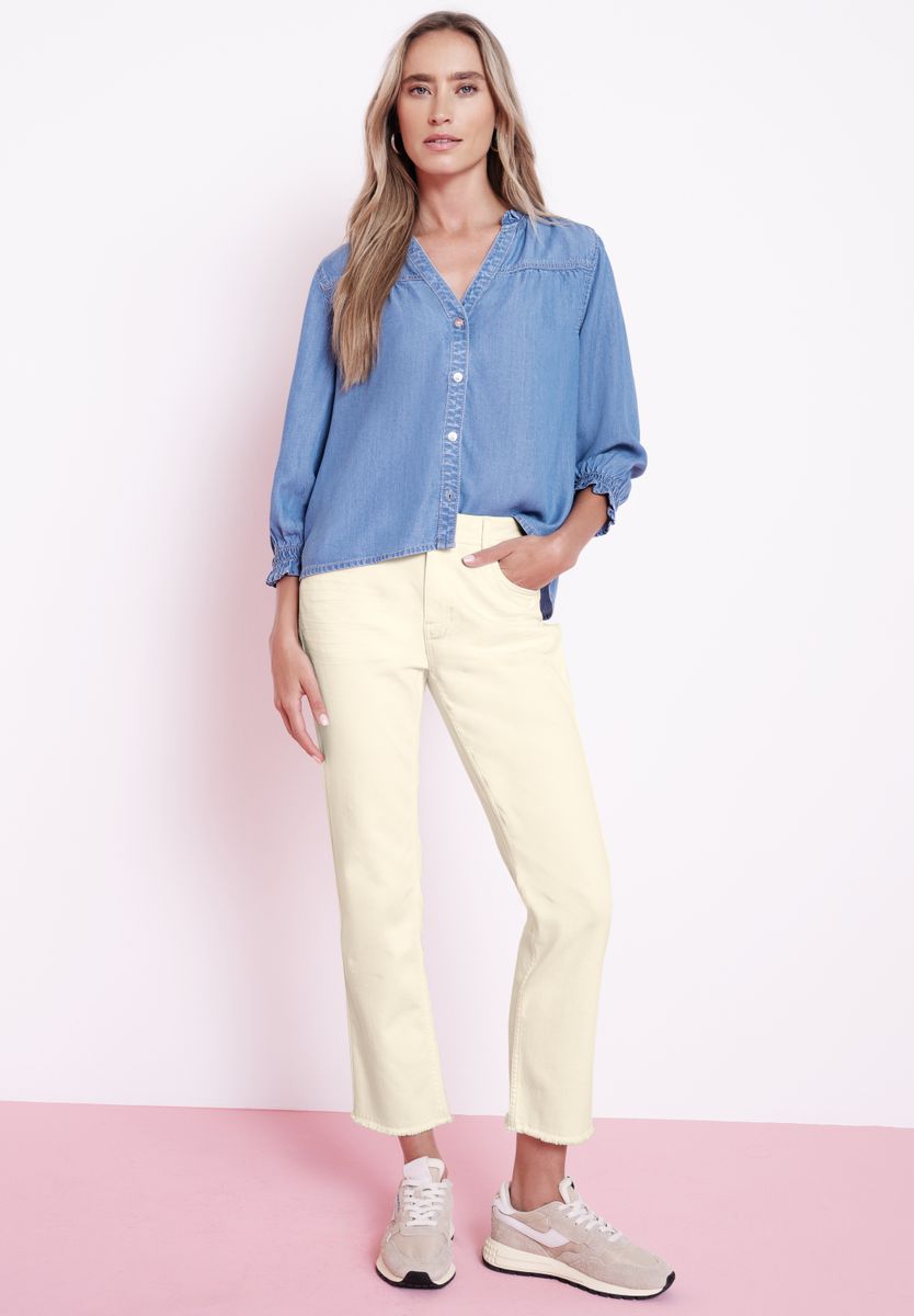 Straight Leg Jeans mit fransigem Saum