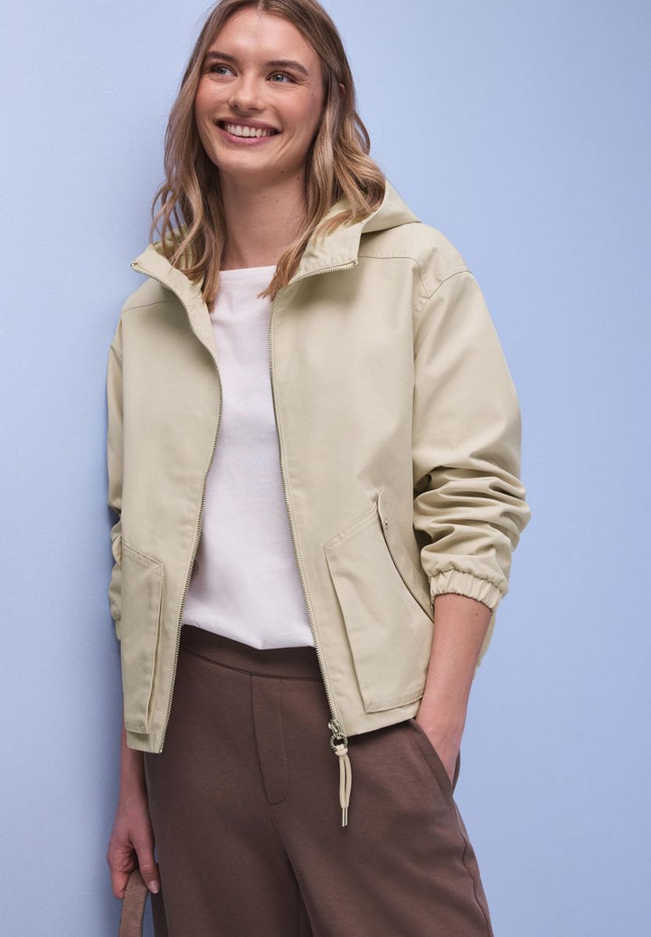 Kurze Jacke