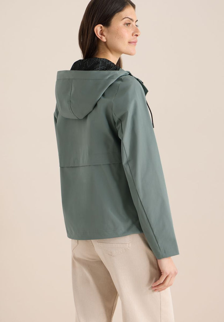 Windbreaker mit Hoodie