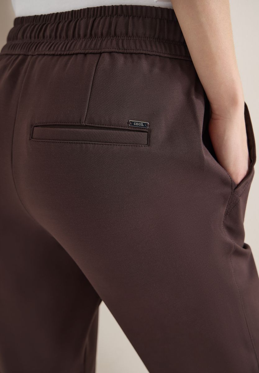 Hose in Unifarbe