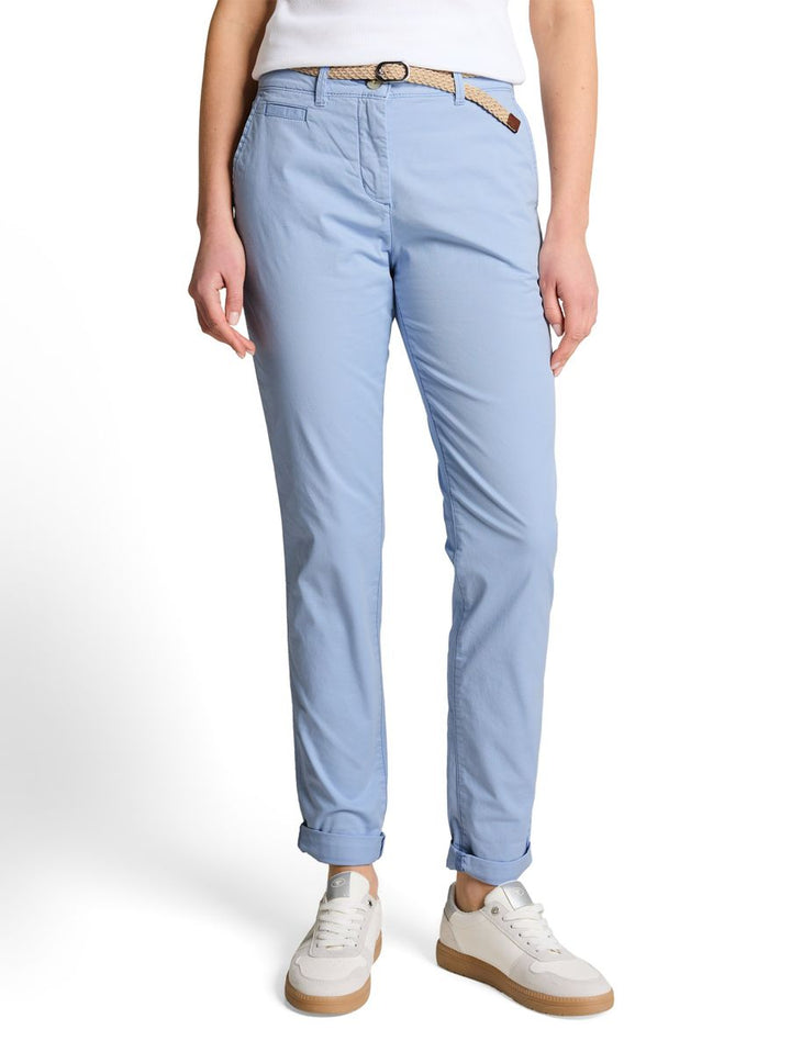 Slim Chino Hose mit Gürtel