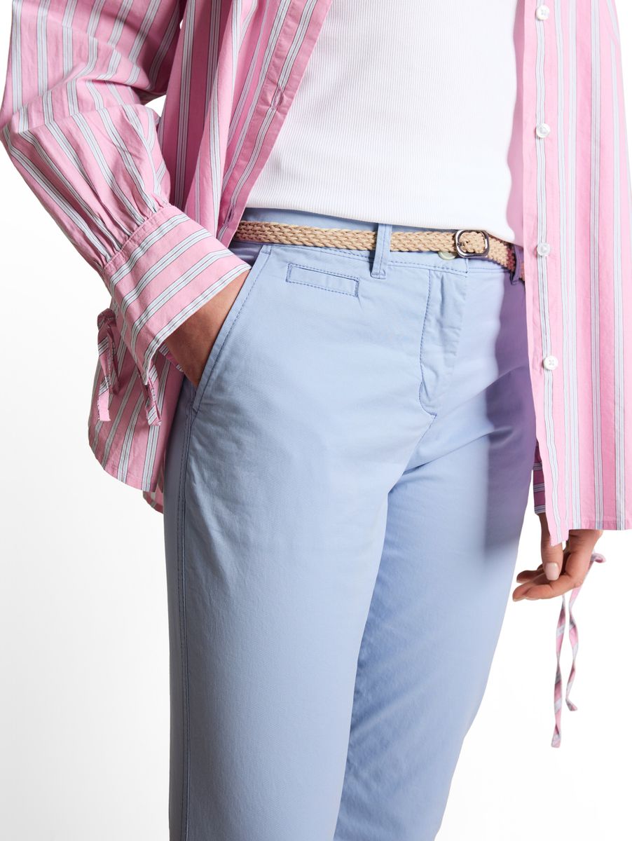 Slim Chino Hose mit Gürtel