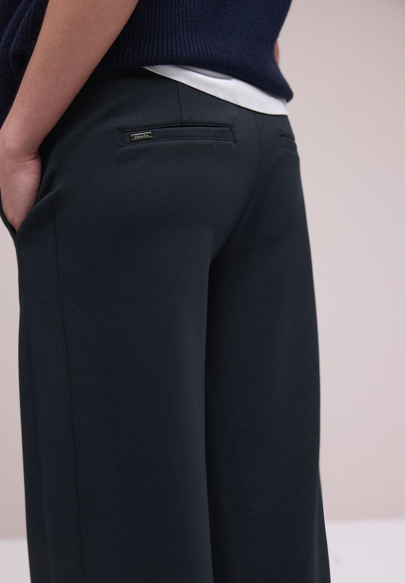 Wide Leg Hose
