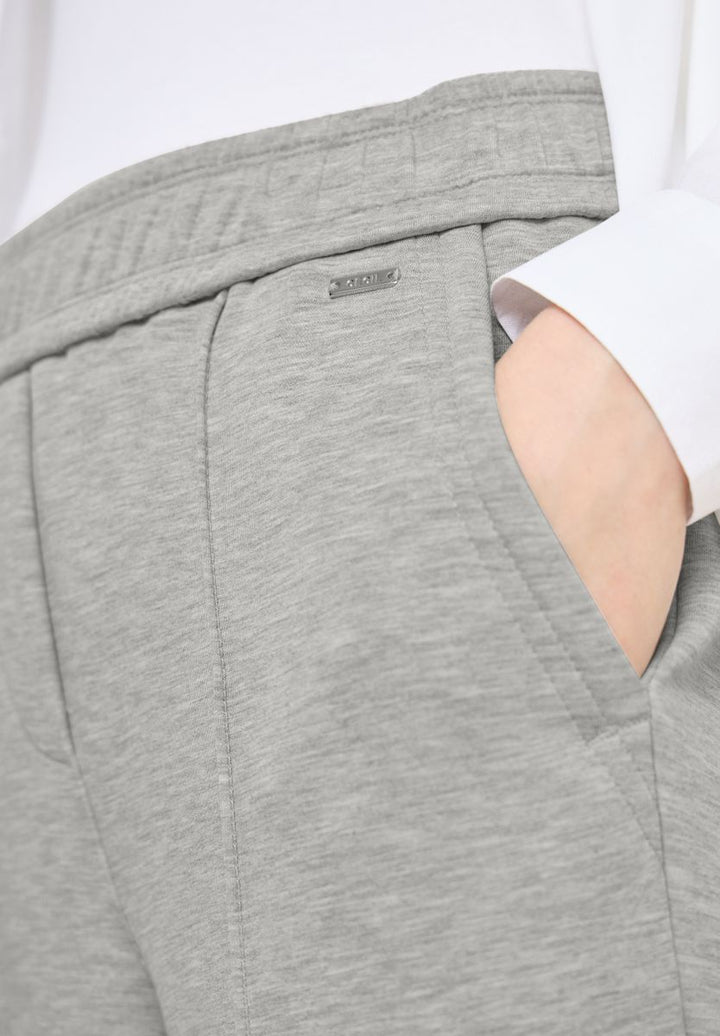 High Waist Straight Leg Hose