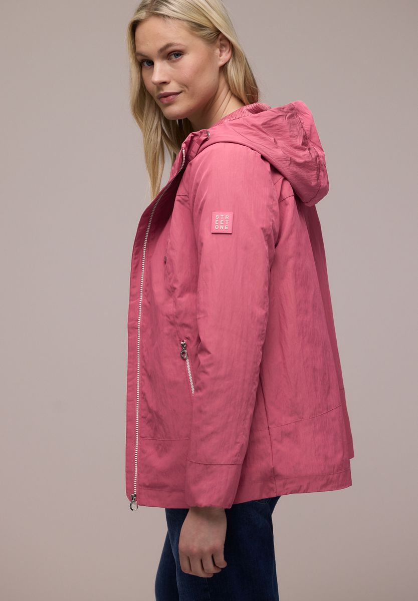 Jacke mit Kapuze und Zipper