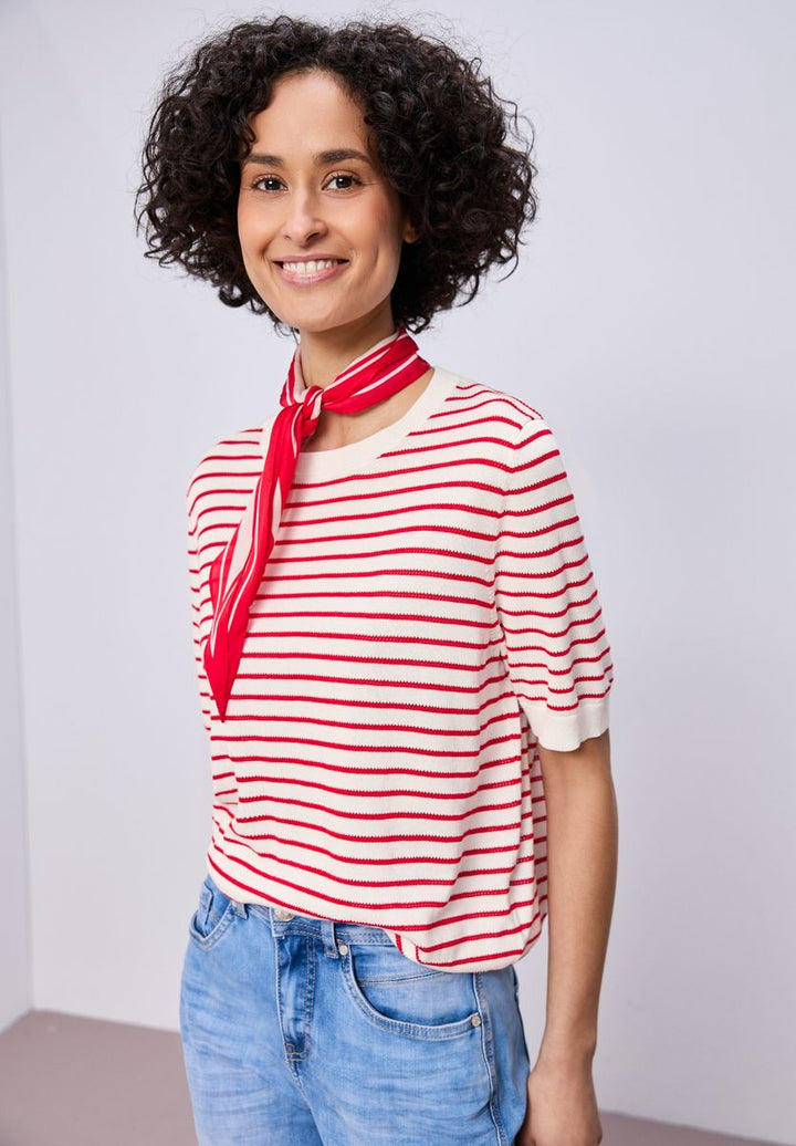 Kurzarm Pullover mit Rundhals