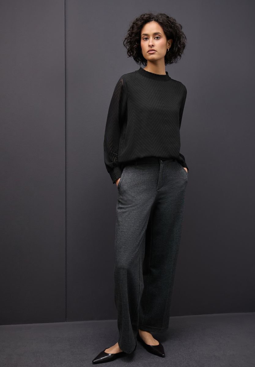 Smok-Detail Chiffon-Bluse