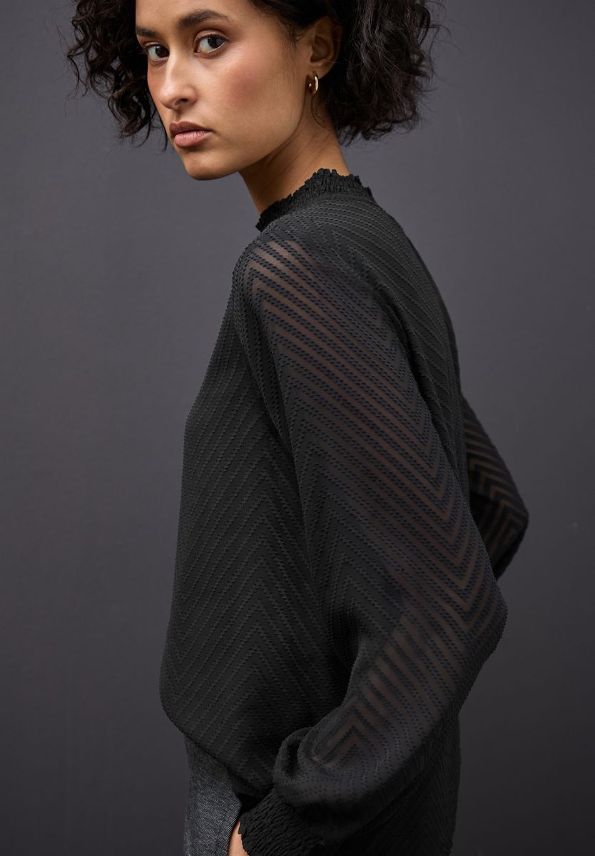 Smok-Detail Chiffon-Bluse