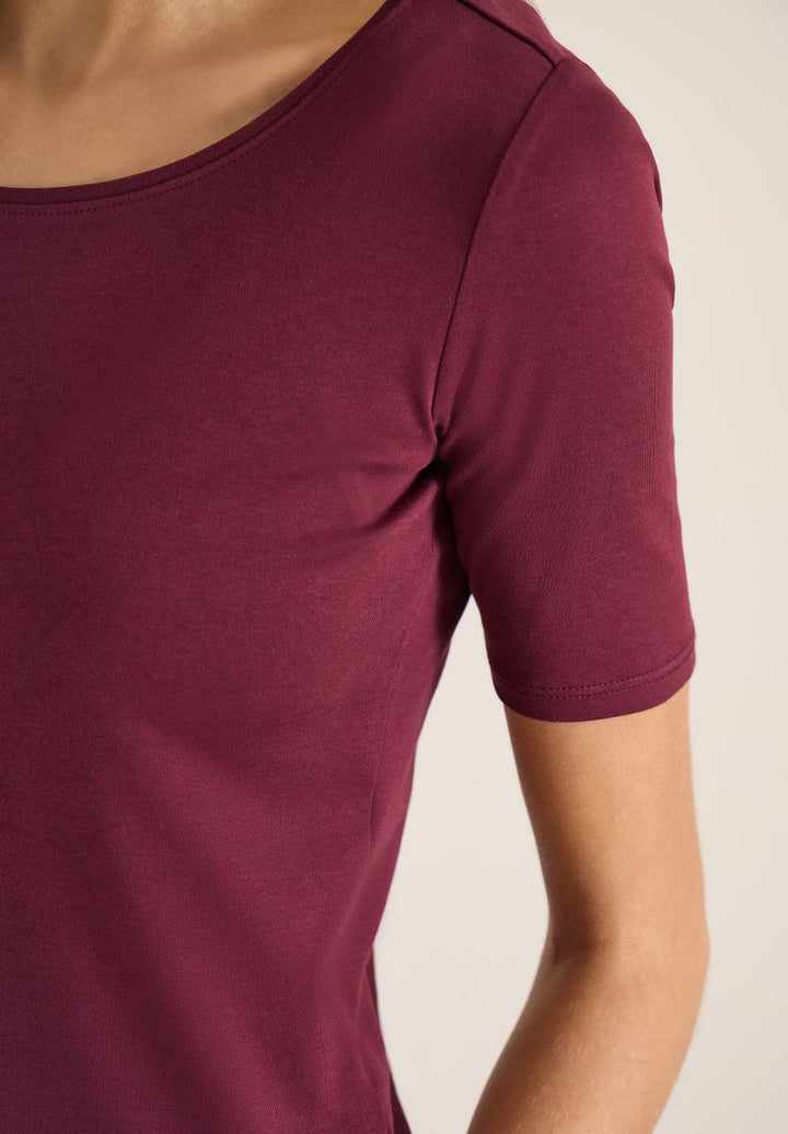 Basic T-Shirt mit Rundhals in Unifarbe