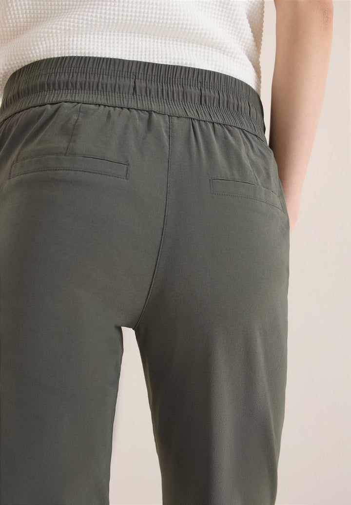 Mid Waist Slim Leg Hose im Casual Fit