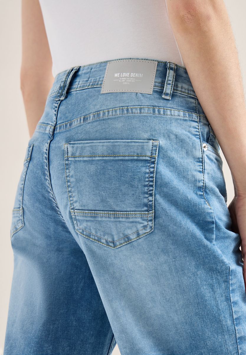 High Waist Wide Leg Jeans im Loose Fit