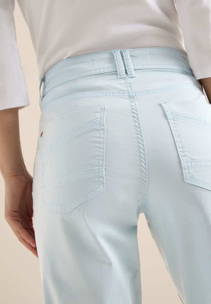 Mid Waist Slim Leg Hose im Casual Fit