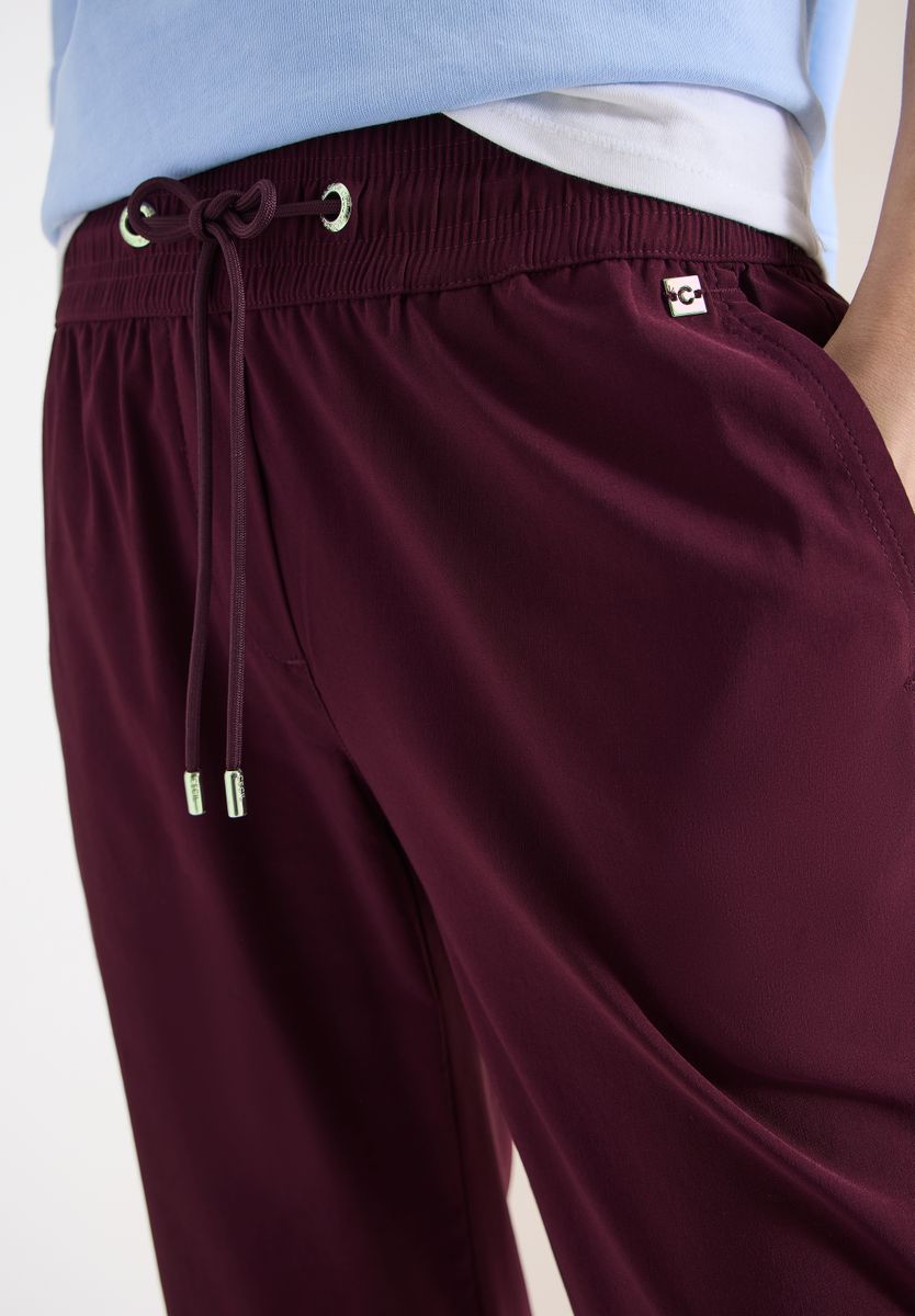Mid Waist Slim Leg Hose im Casual Fit
